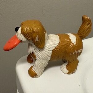 Vtg Sesame Street Jim Henson Barkley 2" Action Figure Puppy Dog Holding Frisbee